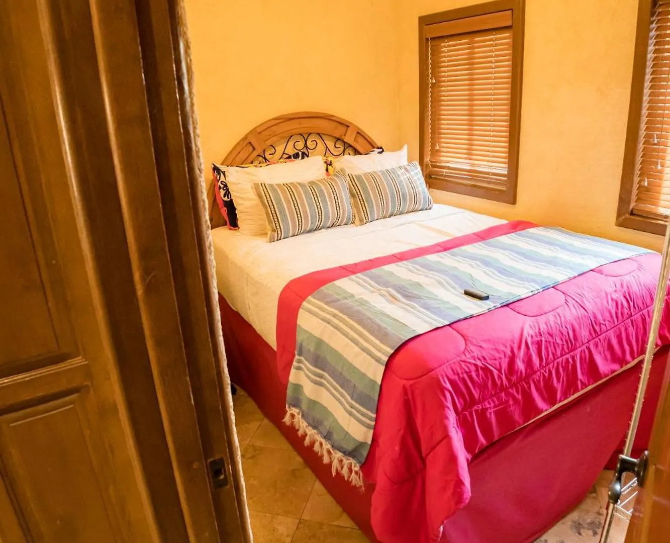 Cabo'S Hidden Gem! Steps To The Marina Or Beach Cabo San Lucas