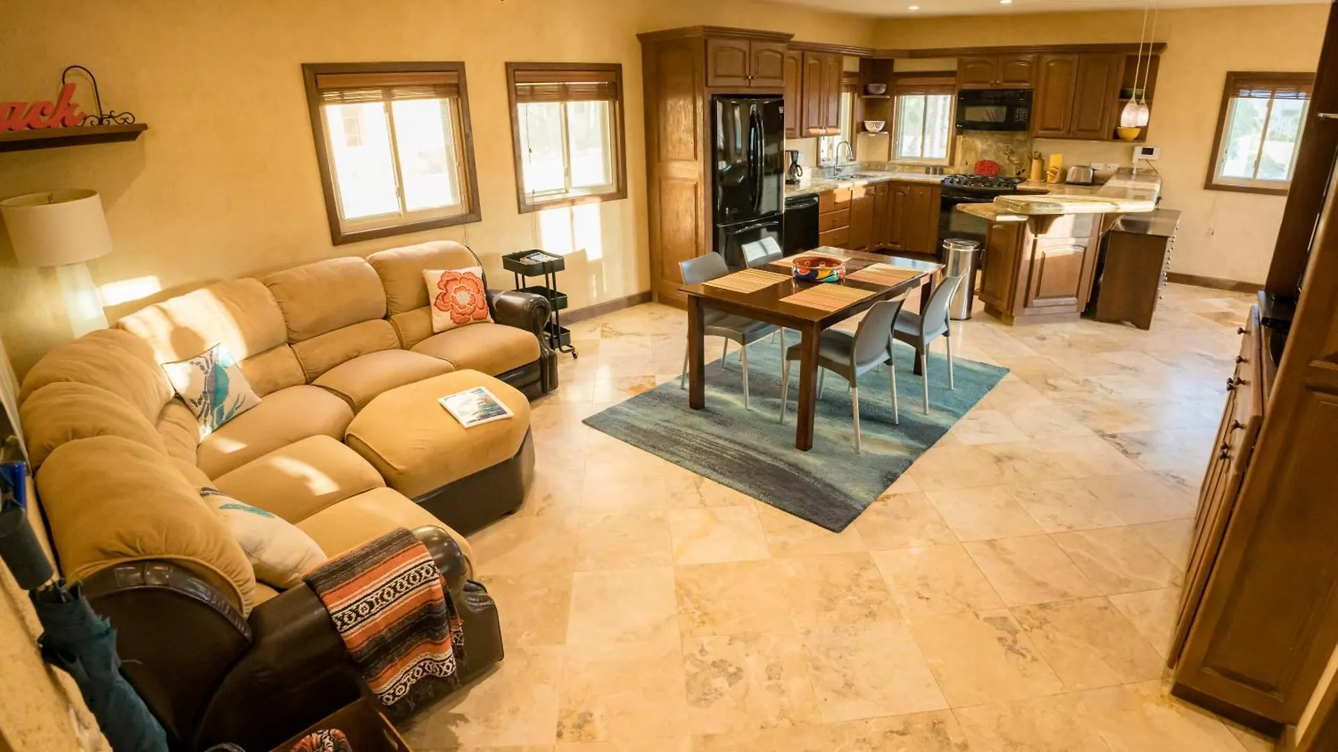 Apartment Cabo'S Hidden Gem! Steps To The Marina Or Beach Cabo San Lucas